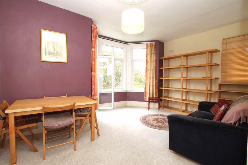 Property photo 2 of 7 Photo 9