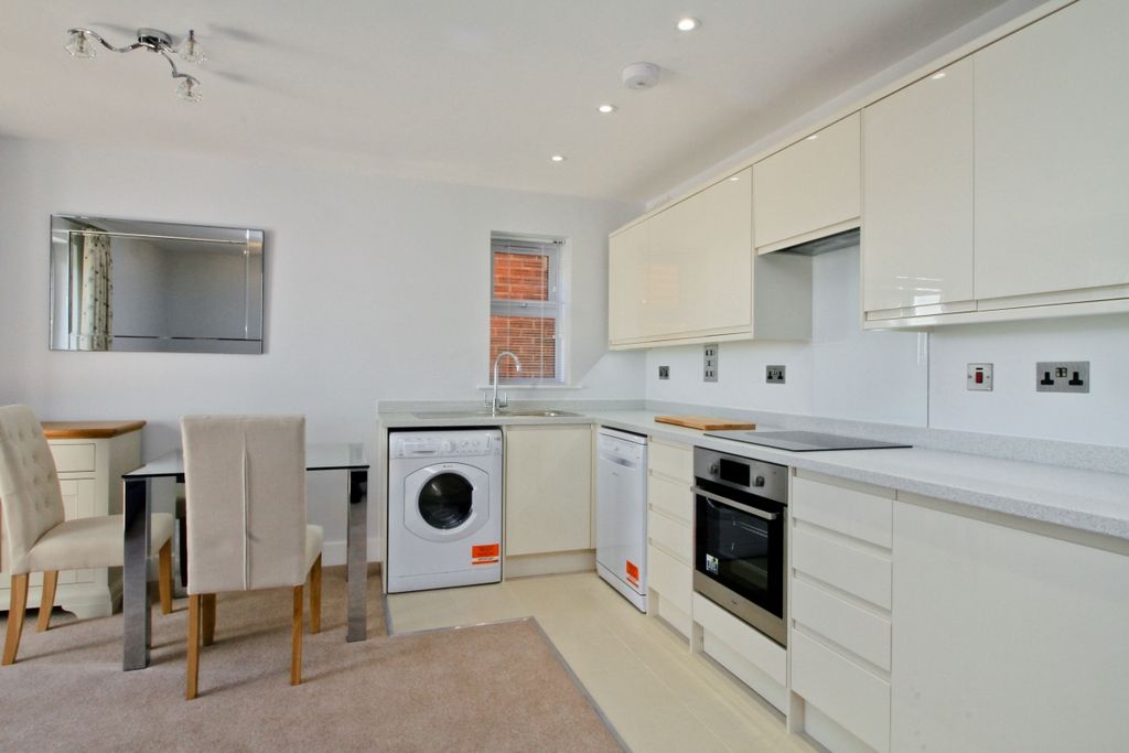Property photo 3 of 9 Img_9400