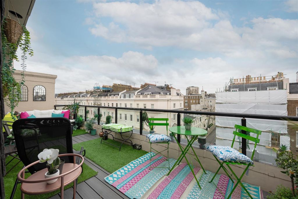 Property photo 1 of 21 Flat 4, 54 Eaton Place Hi-24.Jpg