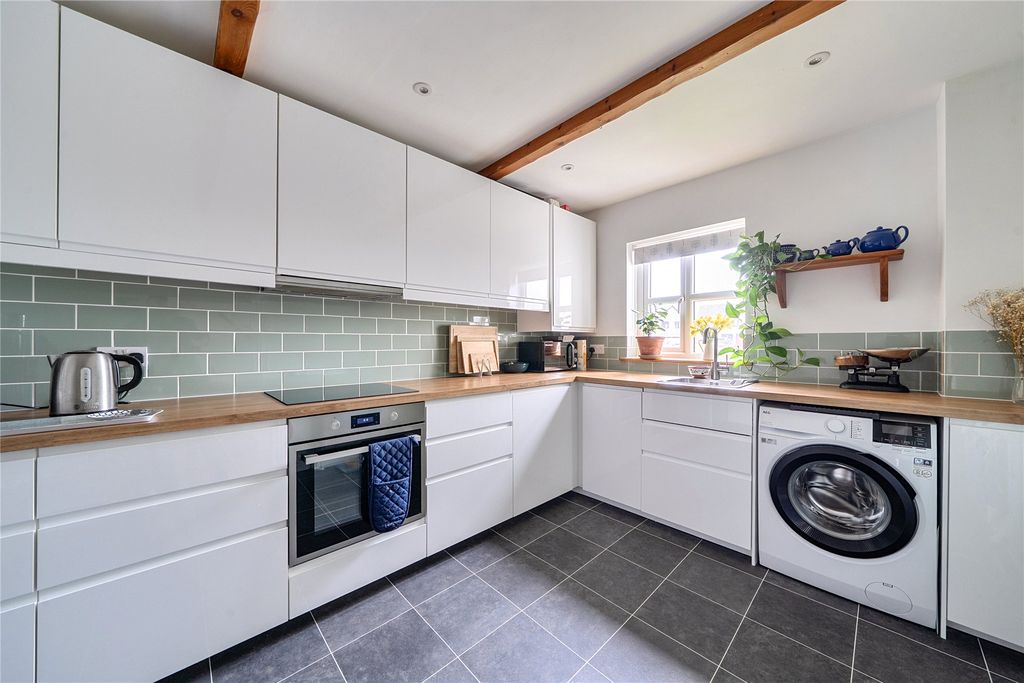 Property photo 3 of 25 Picture No. 19