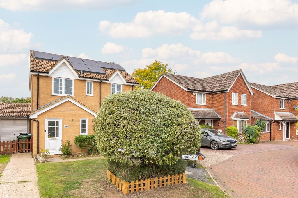 Property photo 1 of 16