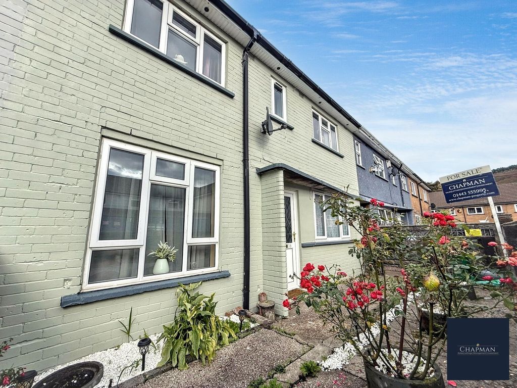 Property photo 1 of 18