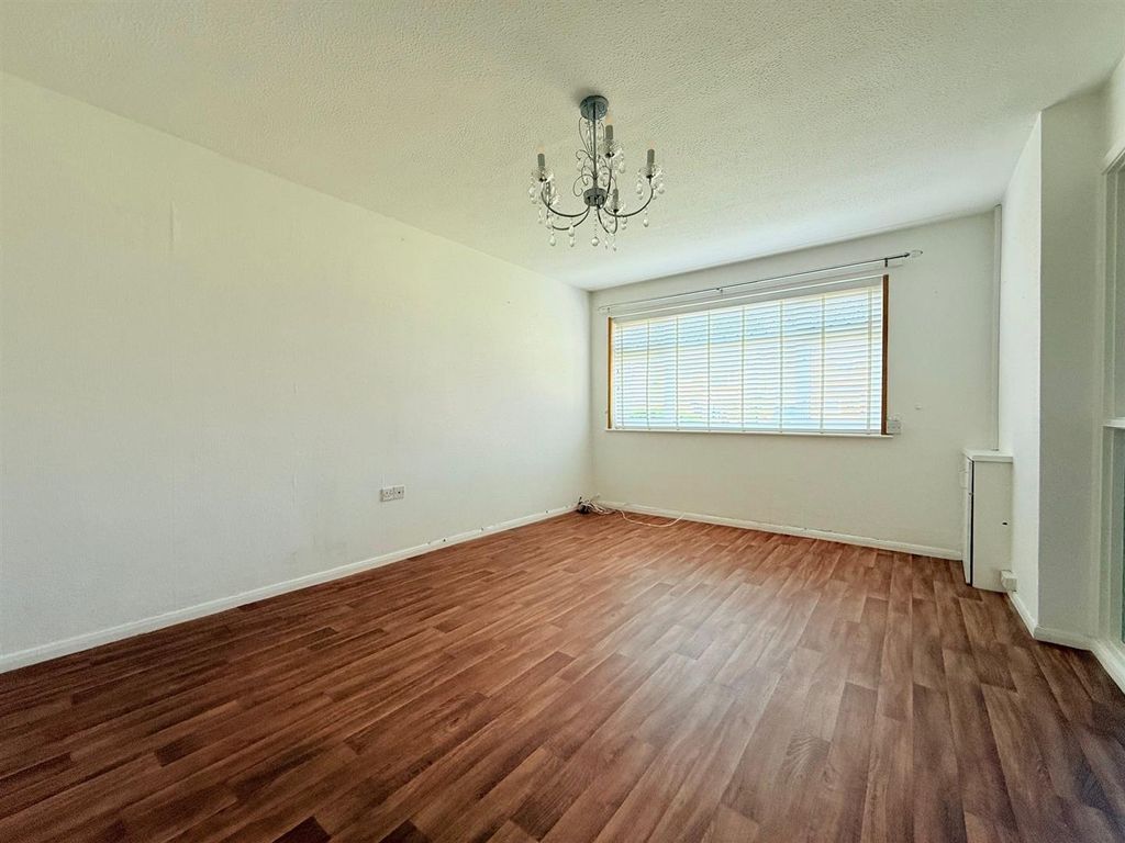 Property photo 2 of 13 Living Room