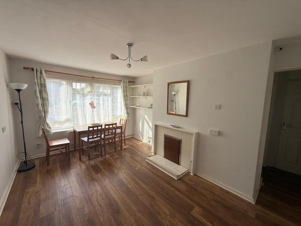 Property photo 3 of 6 Dining Room