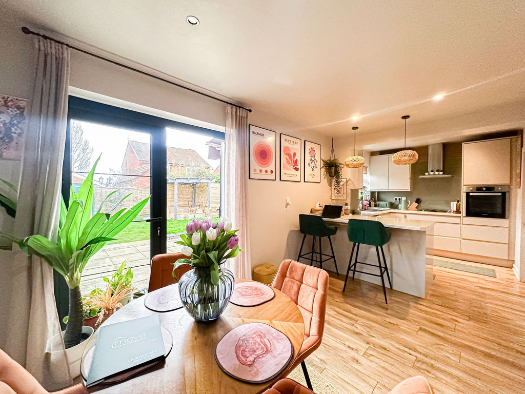 Property photo 2 of 16