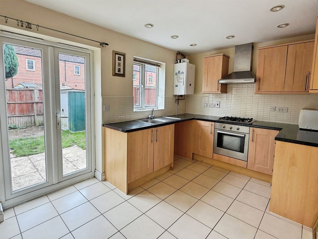 Property photo 2 of 12