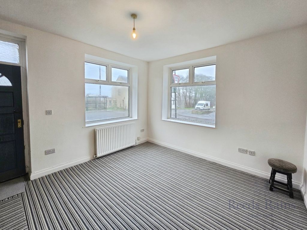 Property photo 2 of 14 Picture No. 02