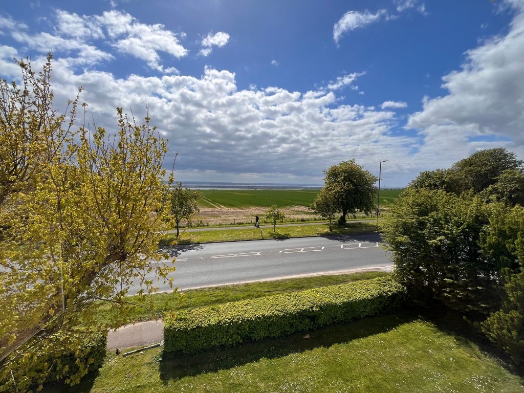 Property photo 1 of 16 4792591