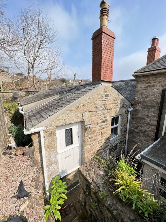 Property photo 1 of 9 2 Bedroom End Of Terrace House For Sale