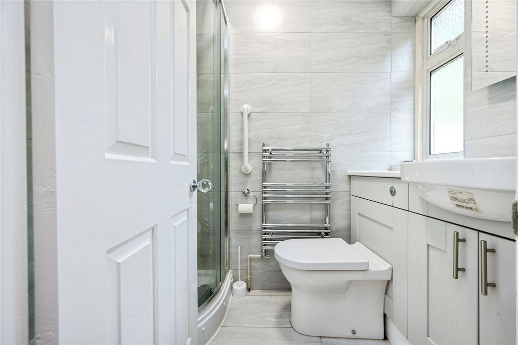 Additional image 16 of 3 bed bungalow for salePoplar Close, Leighton Buzzard, Bedfordshire LU7