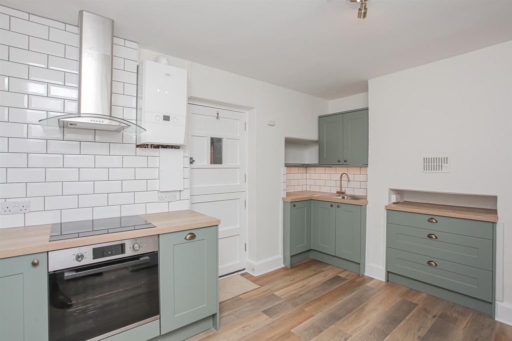 Property photo 2 of 15 Kitchen.Jpg