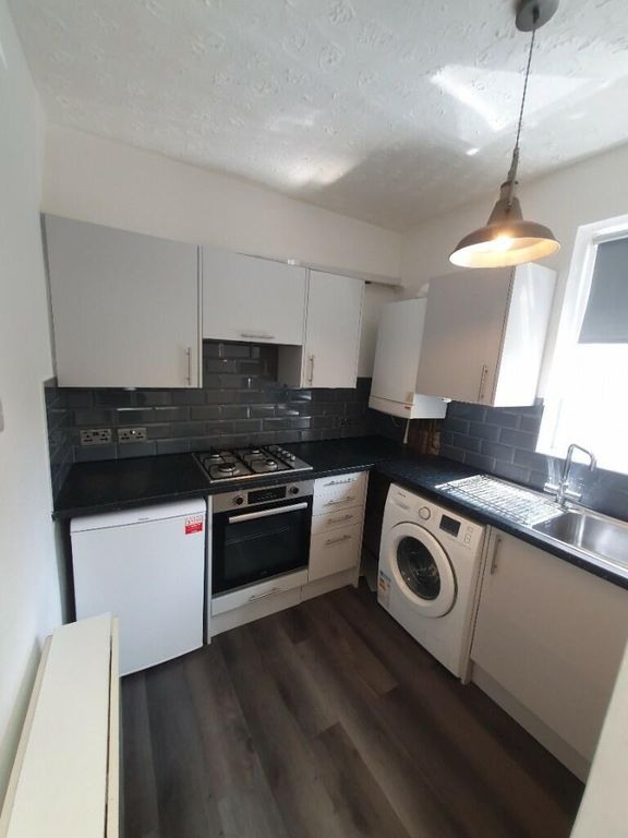 Property photo 2 of 3