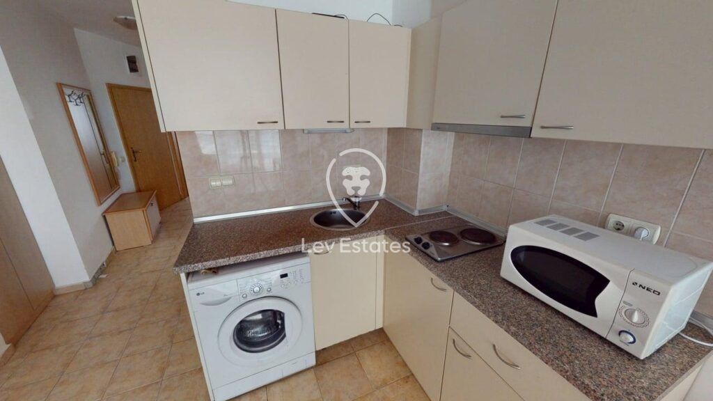 Property photo 3 of 13