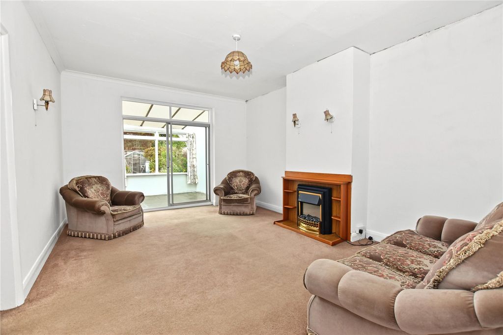 Property photo 2 of 15 Picture No. 14