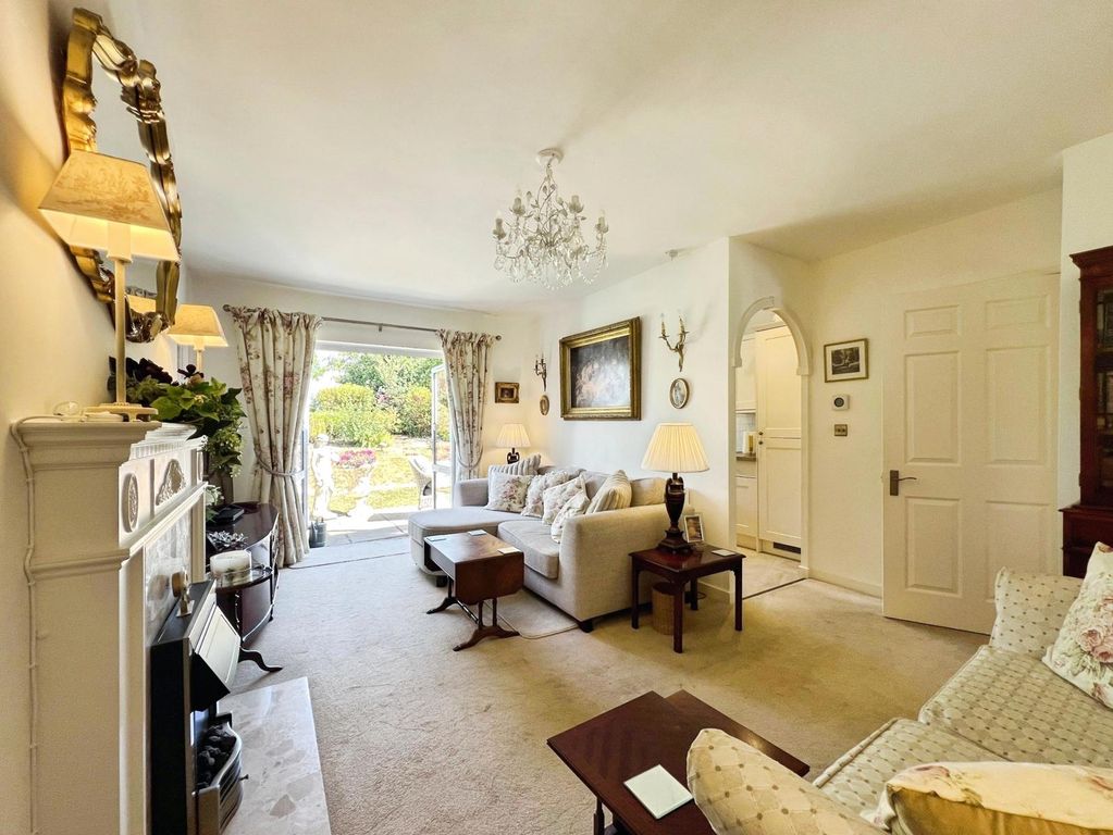 Property photo 2 of 13 Pbox-Img.Jpg