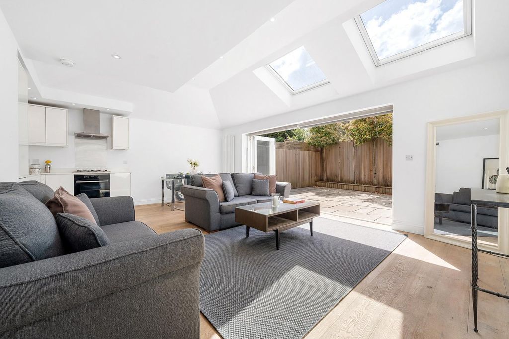 Property photo 1 of 17 Reception.Jpg