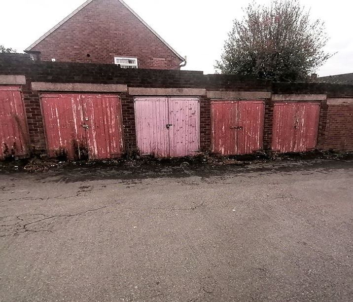 Property photo 2 of 8