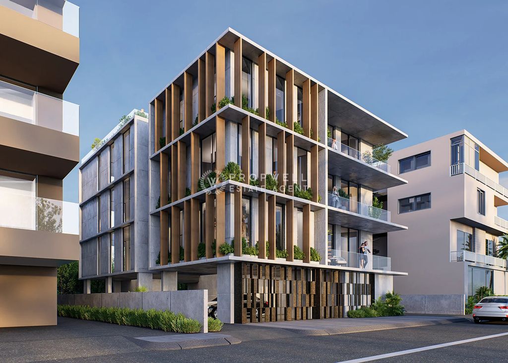 Property photo 2 of 8