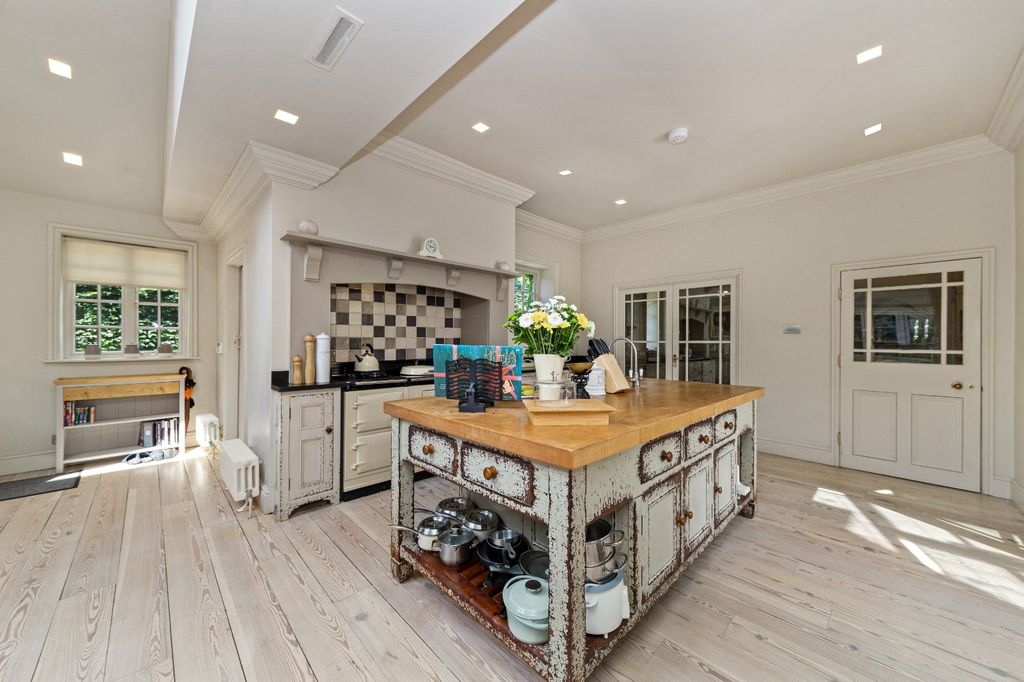 Additional image 4 of 7 bed detached house for saleAdams Road, Cambridge, Cambridgeshire CB3