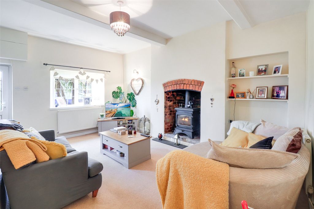Property photo 1 of 10 1 - Picture No. 02