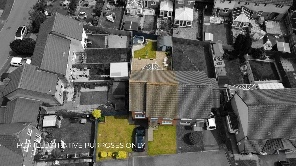 Property photo 2 of 28