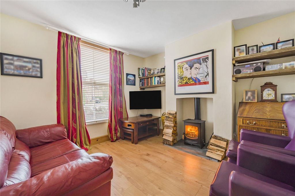 Property photo 2 of 17 Picture No. 03