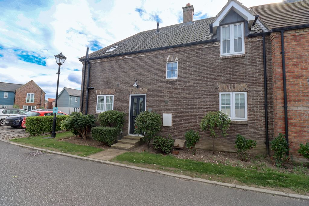 Property photo 1 of 25