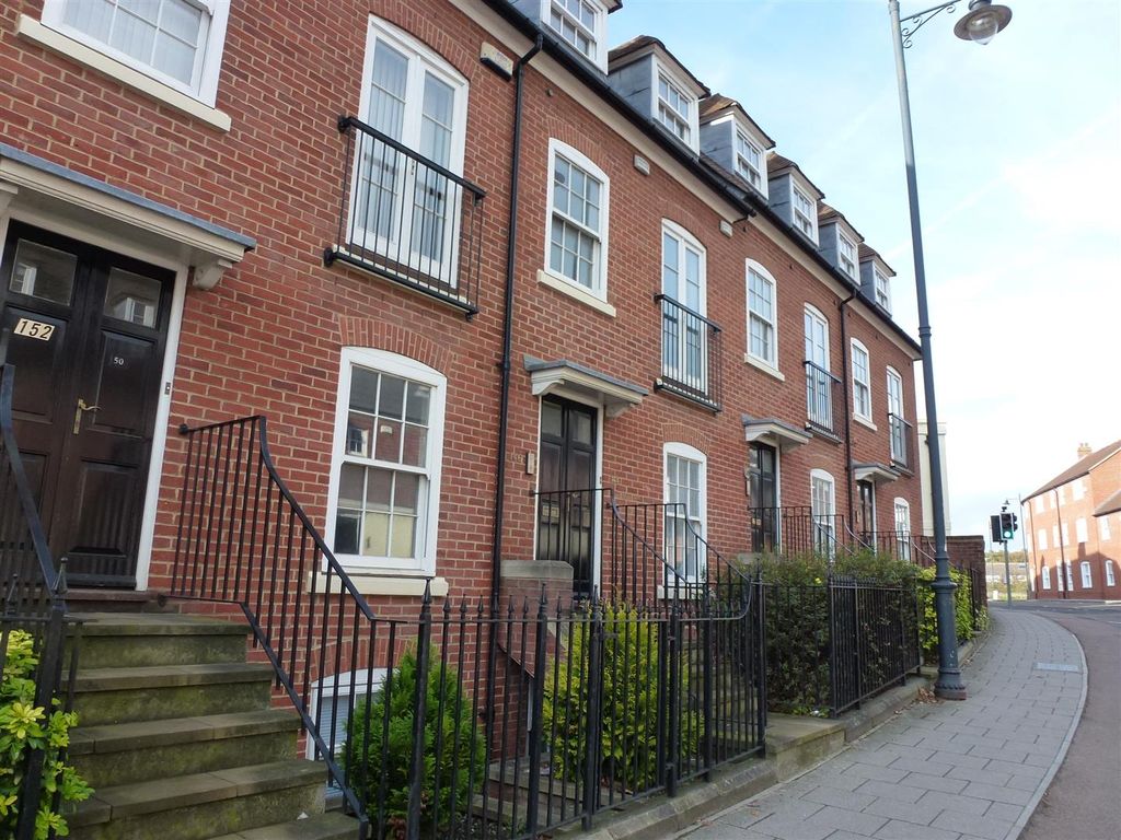 Property photo 1 of 8 Picture 1