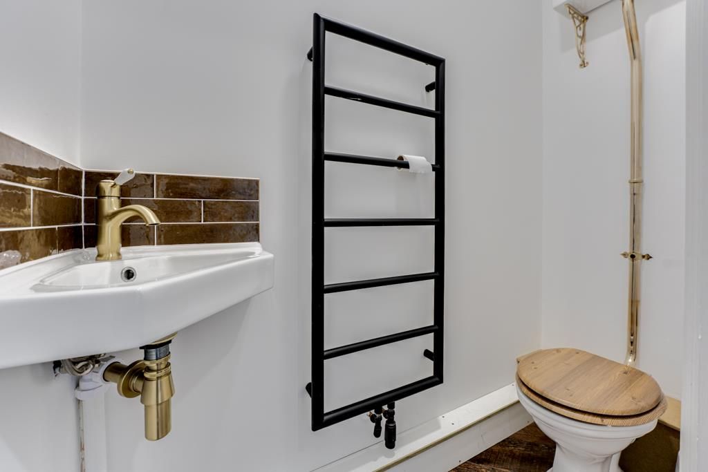 Property photo 3 of 43 2 Grange Road, Geddington-9.Jpg