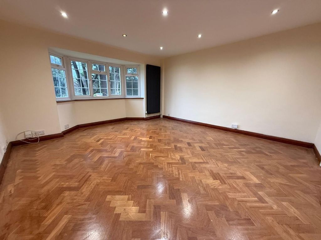 Property photo 3 of 8 Reception.Jpeg