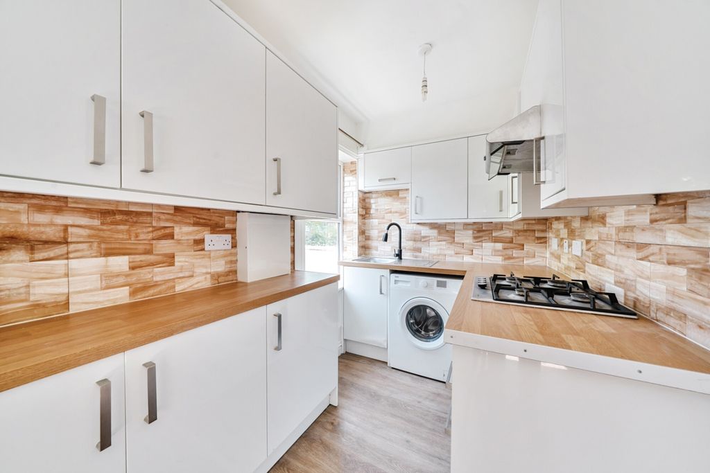 Property photo 2 of 13 Kitchen