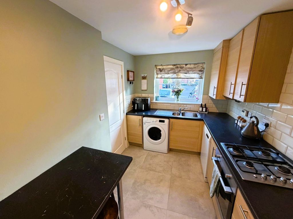 Property photo 3 of 16 Photo 3