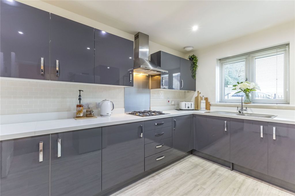 Property photo 2 of 26 Kitchen