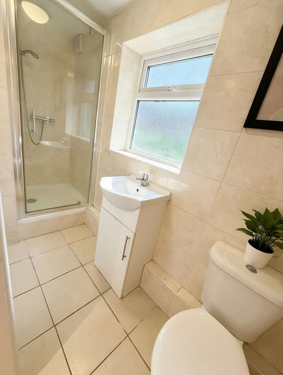 Property photo 3 of 4 9Pd0A (1)