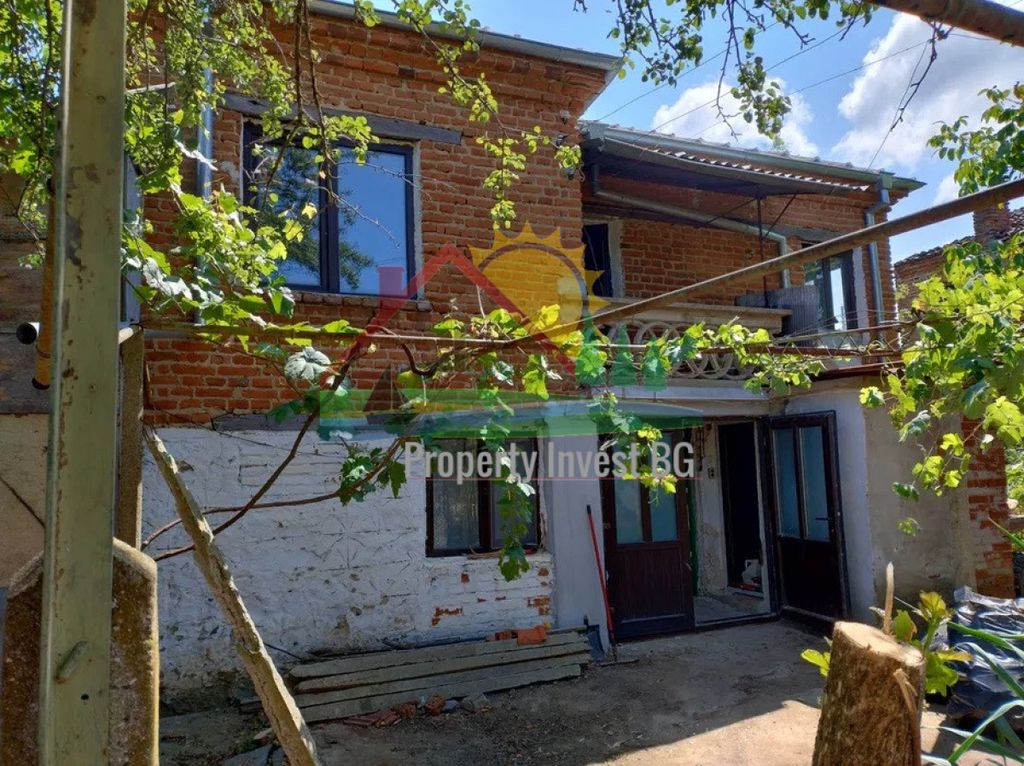 Property photo 1 of 6