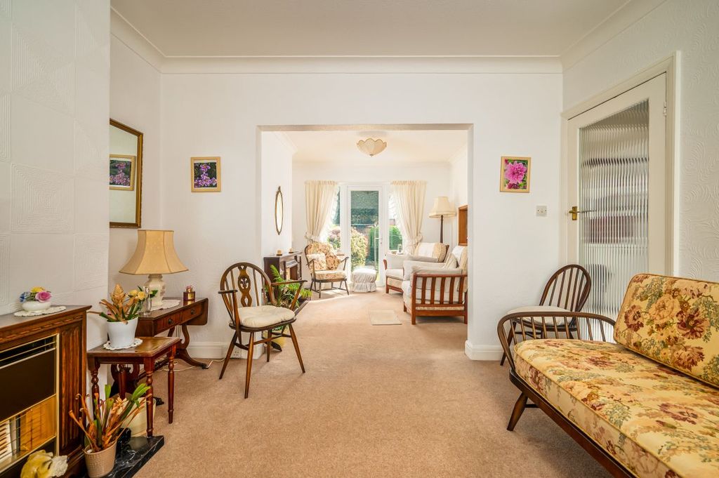 Property photo 3 of 24