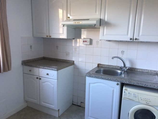 Property photo 3 of 4 Kitchen