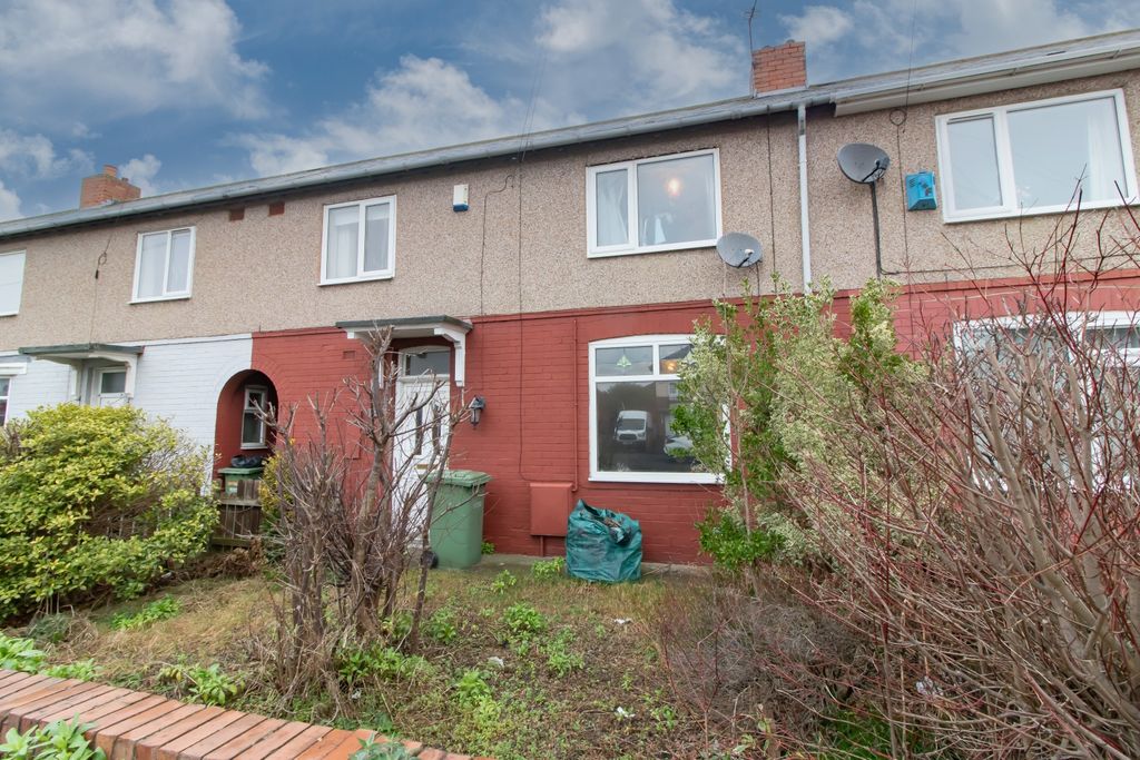 Property photo 1 of 13 Front View