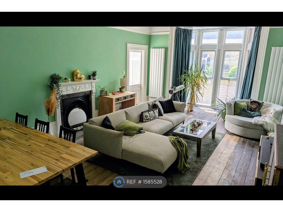 Property photo 1 of 25 Lounge Recent Photo