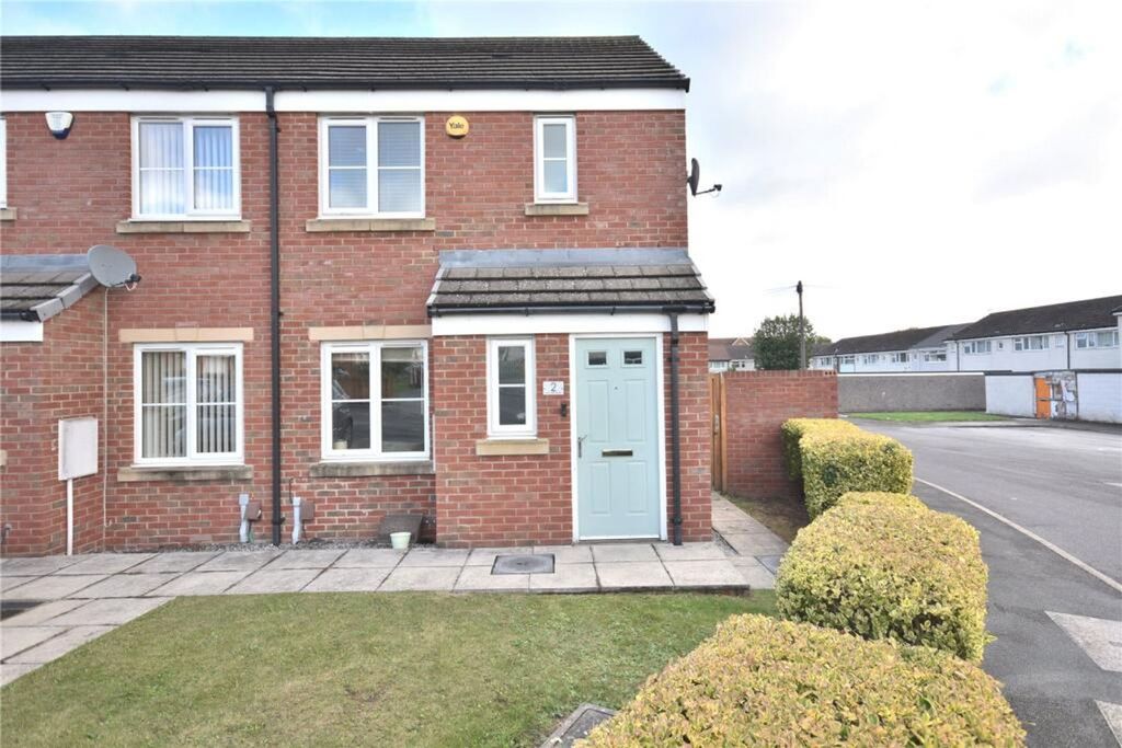 Property photo 2 of 19