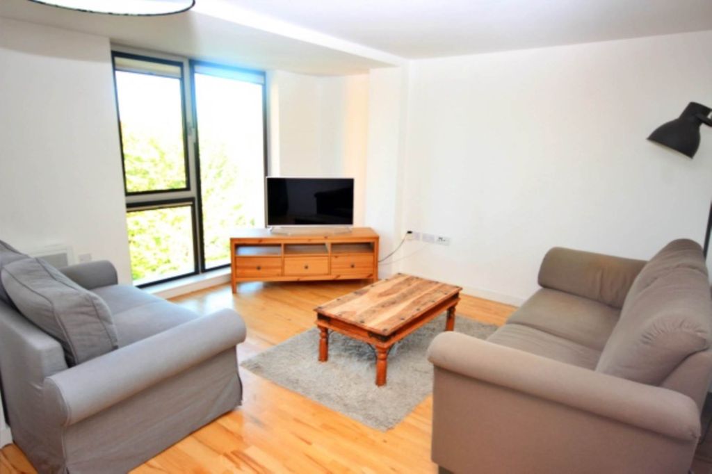 Property photo 1 of 4