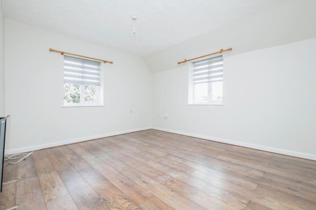 Property photo 2 of 8 Living Room