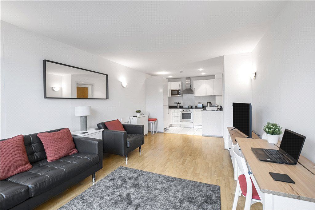 Property photo 2 of 9 Kitchen/Living Room