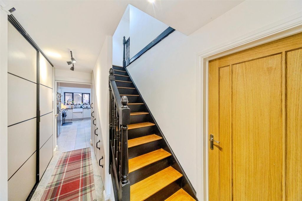 Property photo 3 of 12 Hallway