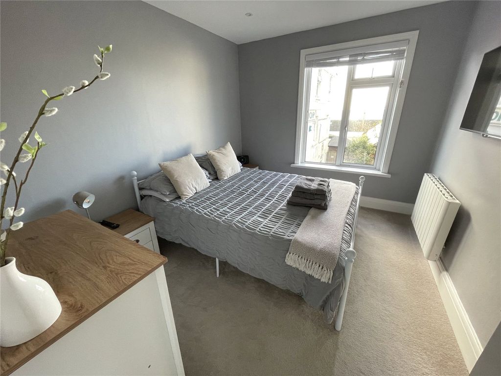 Property photo 3 of 9 Picture No. 26