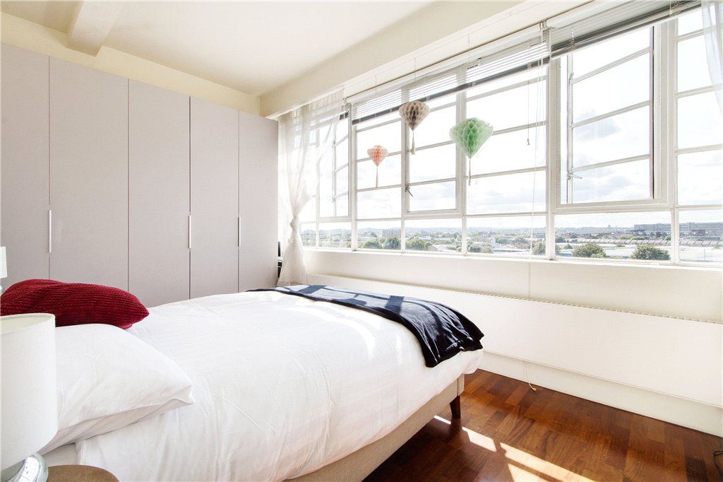 Property photo 3 of 11 Bedroom