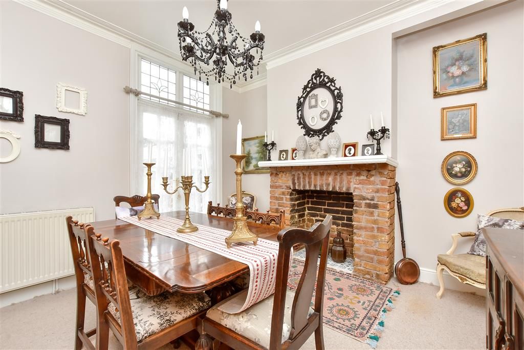 Property photo 2 of 12 Dining Room