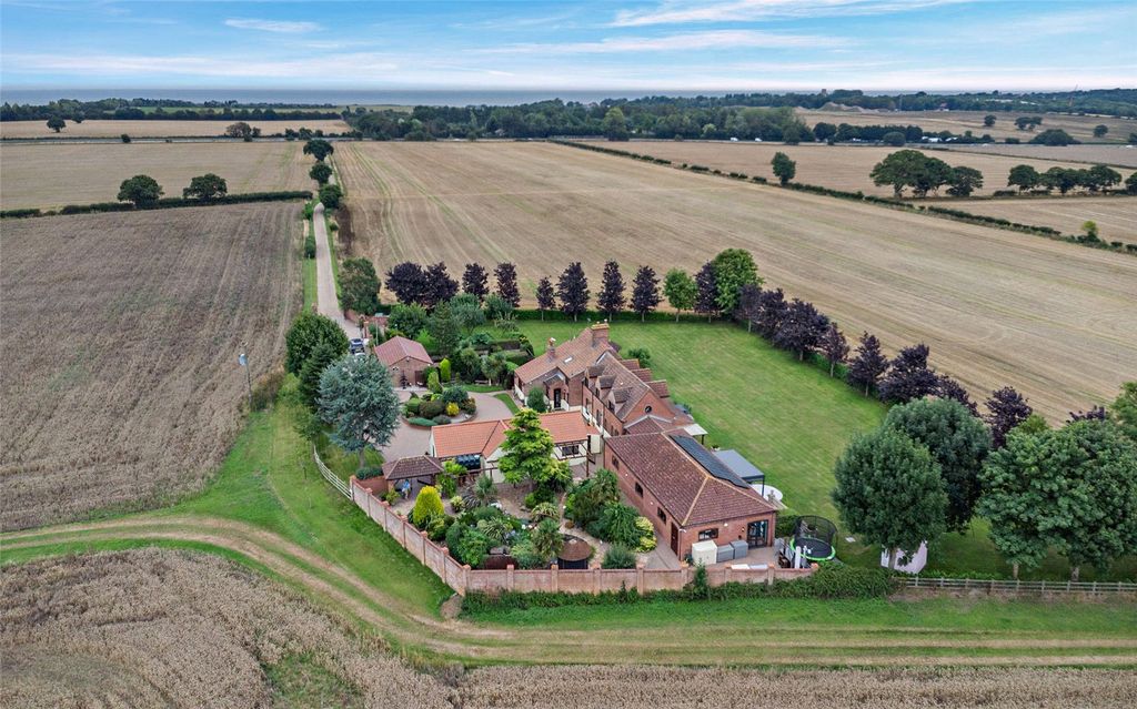Property photo 3 of 28 Boyton Farmhouse