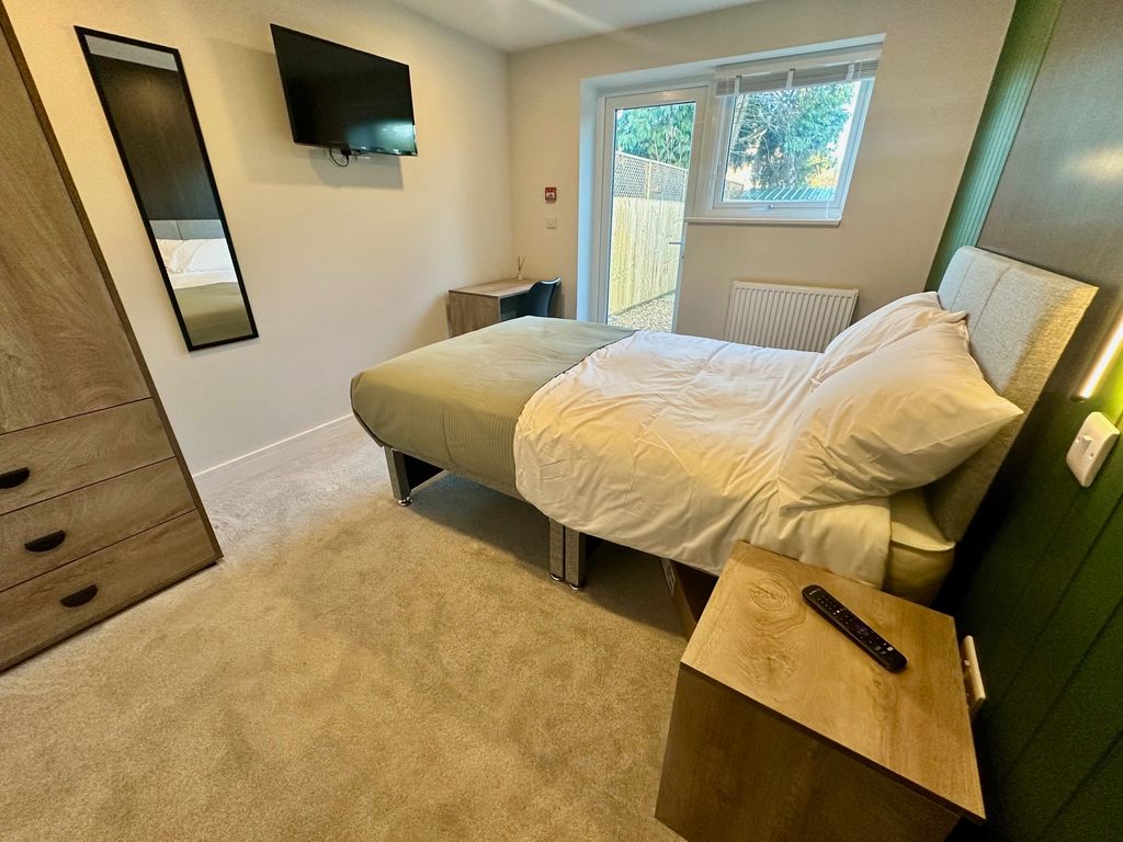 Property photo 1 of 14 Image