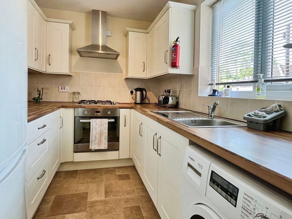 Property photo 3 of 9 4124618